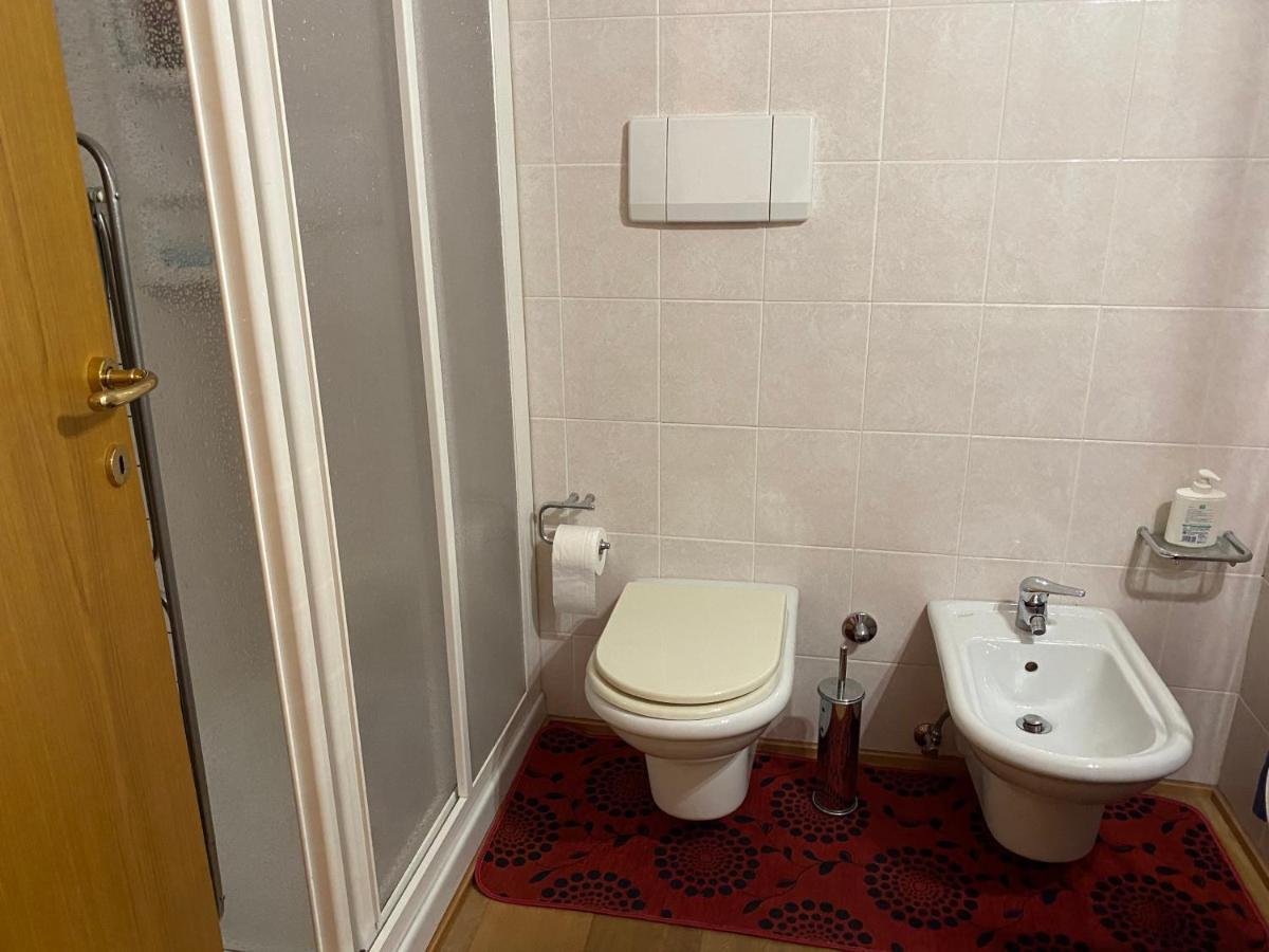Casa Mia Apartment Riva del Garda Luaran gambar